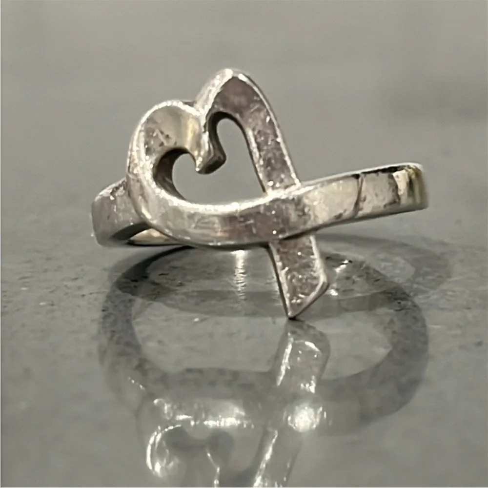 Tiffany & Co. Silver Paloma Picasso Heart Ring - Picture 6 of 10